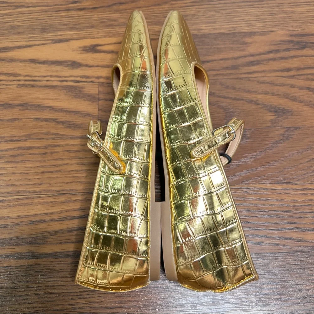LOFT Gold Metallic Mary Jane Strap Ballet Flats size 7